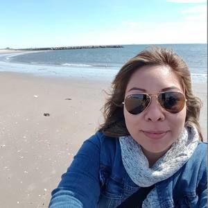 Meet your Posher, Iza